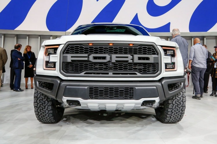The 2019 Ford F150 Raptor Mpg First Drive