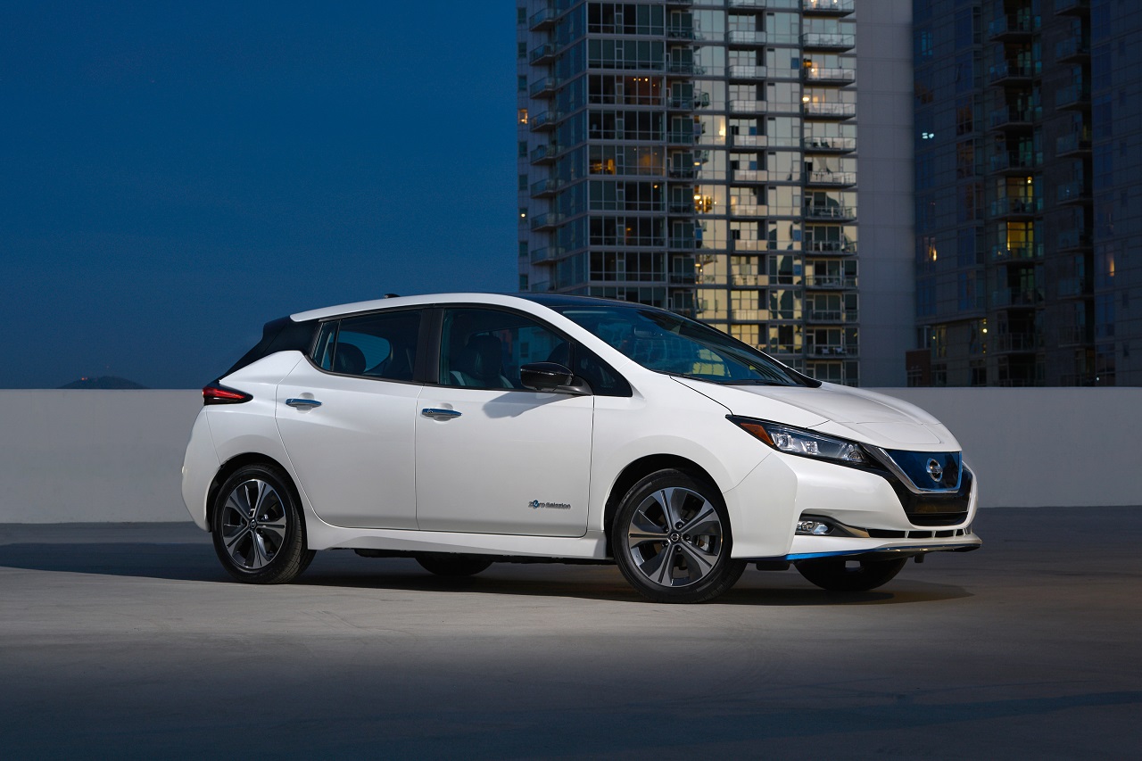 Best-Cars-for-Tall-Big-Guys-2020-Nissan-Leaf